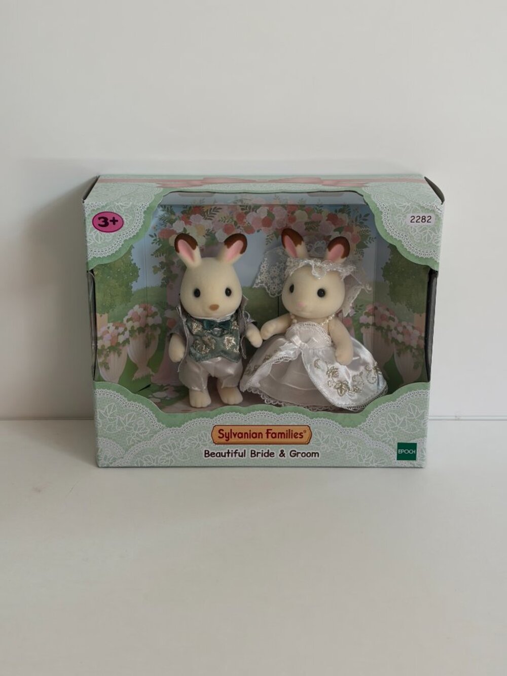 Sylvanian Families Beautiful Bride & Groom Wedding Ivy Embroidery Calico Critter